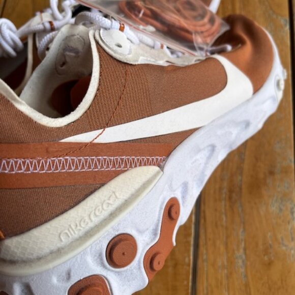 NWT Texas Longhorns Nike Athletic Shoe Men 7.5 / Women 9.0 - Picture 8 of 11